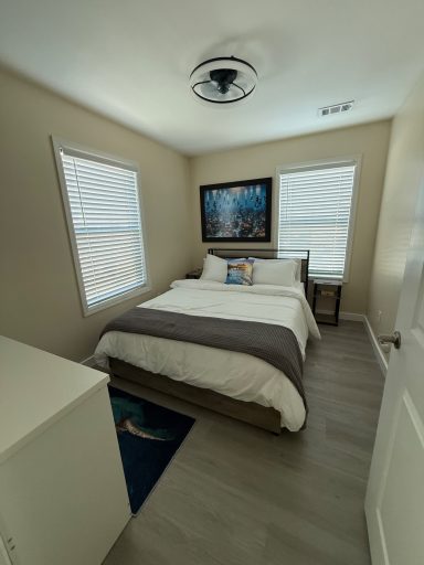 Queen bedroom